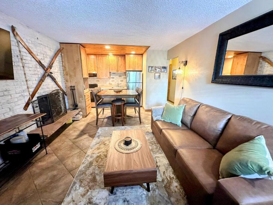 Winter Haus, Winter Park 2 Bedrooms Corner Unit W Outdoor Patio Walking Distance To The Center Of Town Ngoại thất bức ảnh